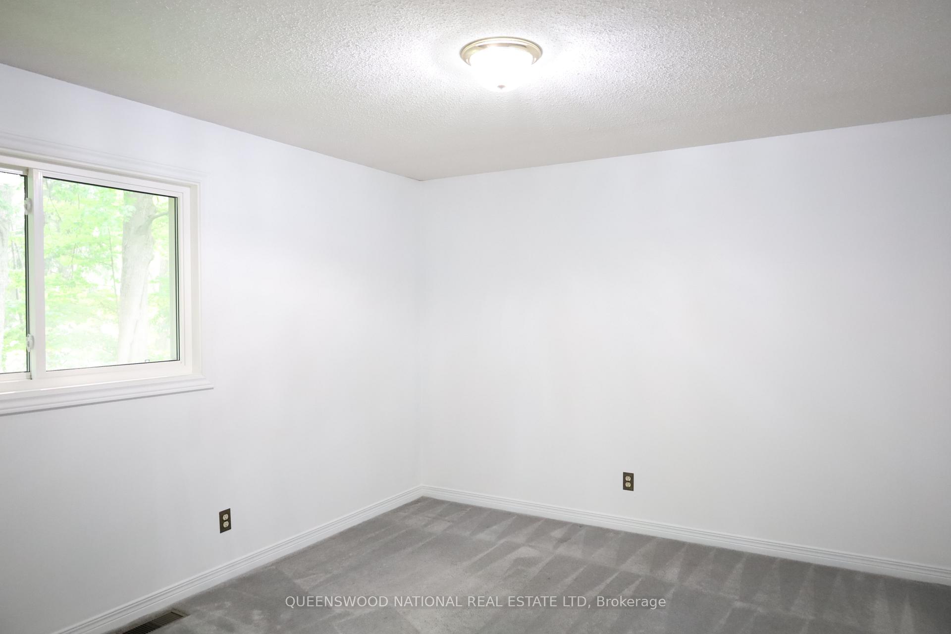 Photo 24 of 1080 Sunnydale Street, Ottawa, Navan — HOMEH