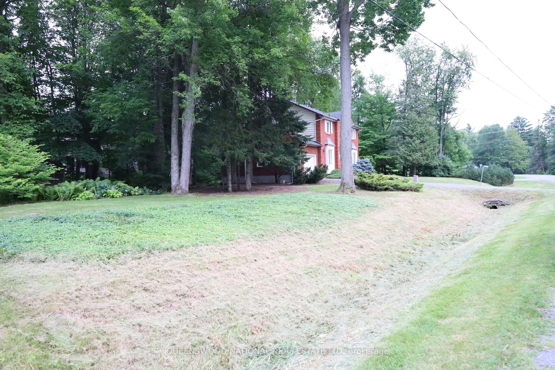 Photo 41 of 1080 Sunnydale Street, Ottawa, Navan — HOMEH