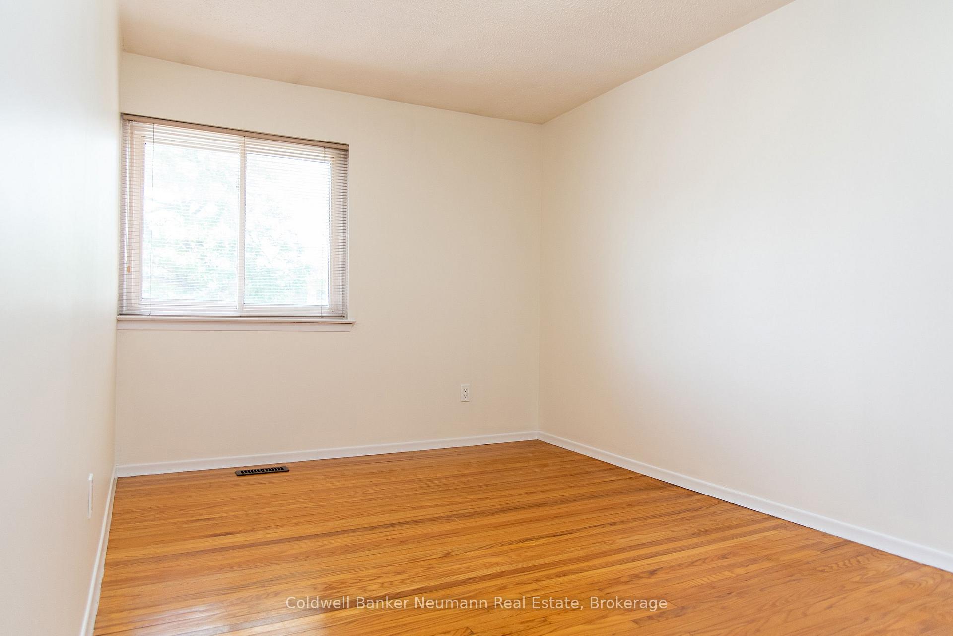 Photo 14 of Unit 29, 121 Bagot Street, Guelph, Junction/Onward Willow — HOMEH