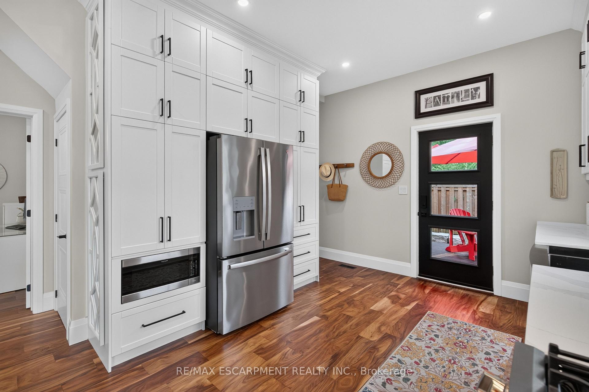 Photo 26 of 122 Stuart Street, Guelph, St. George's — HOMEH