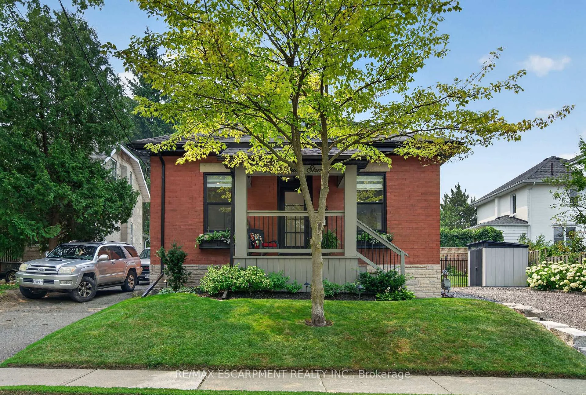 Photo 7 of 122 Stuart Street, Guelph, St. George's — HOMEH