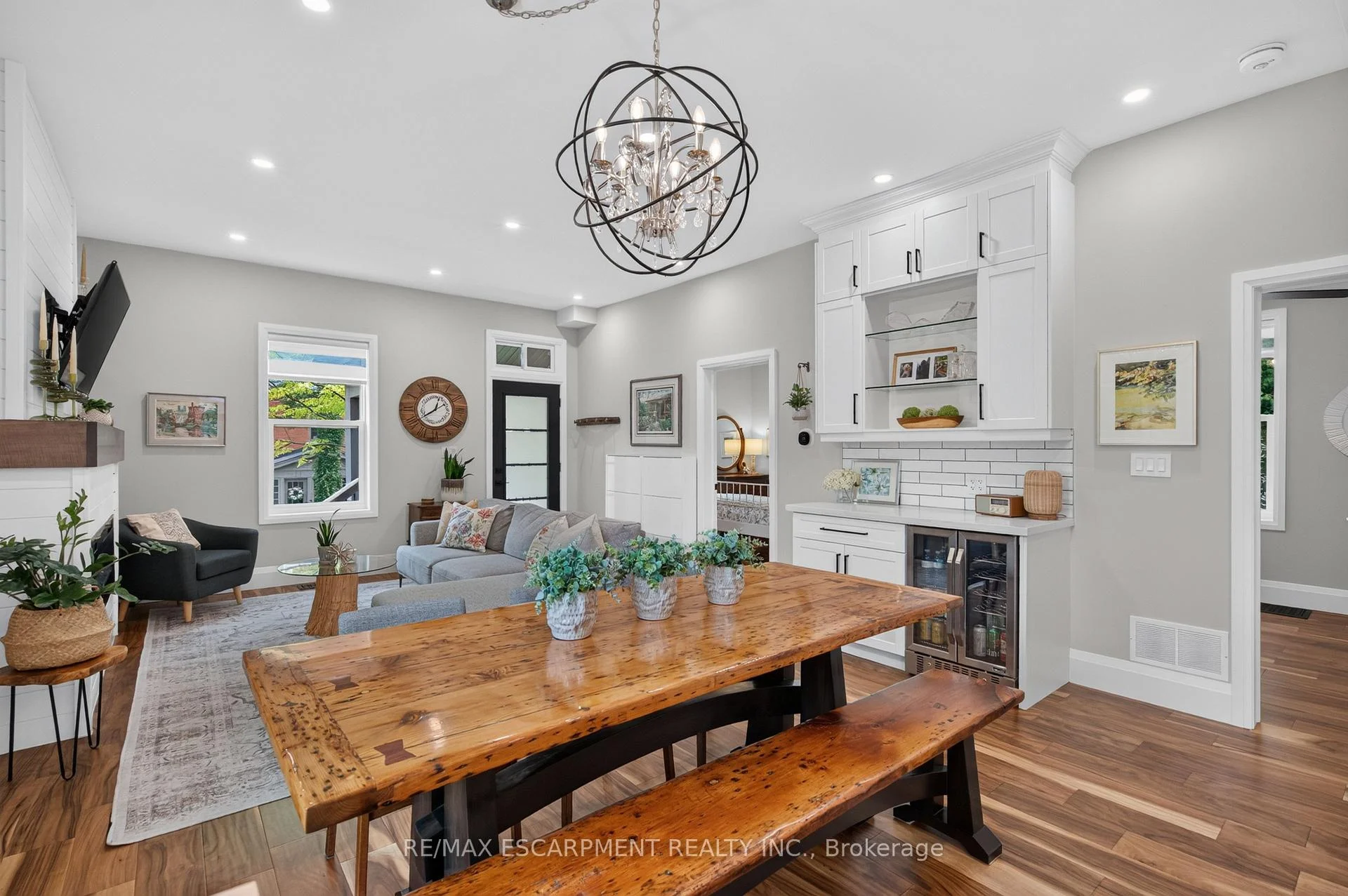 Photo 21 of 122 Stuart Street, Guelph, St. George's — HOMEH