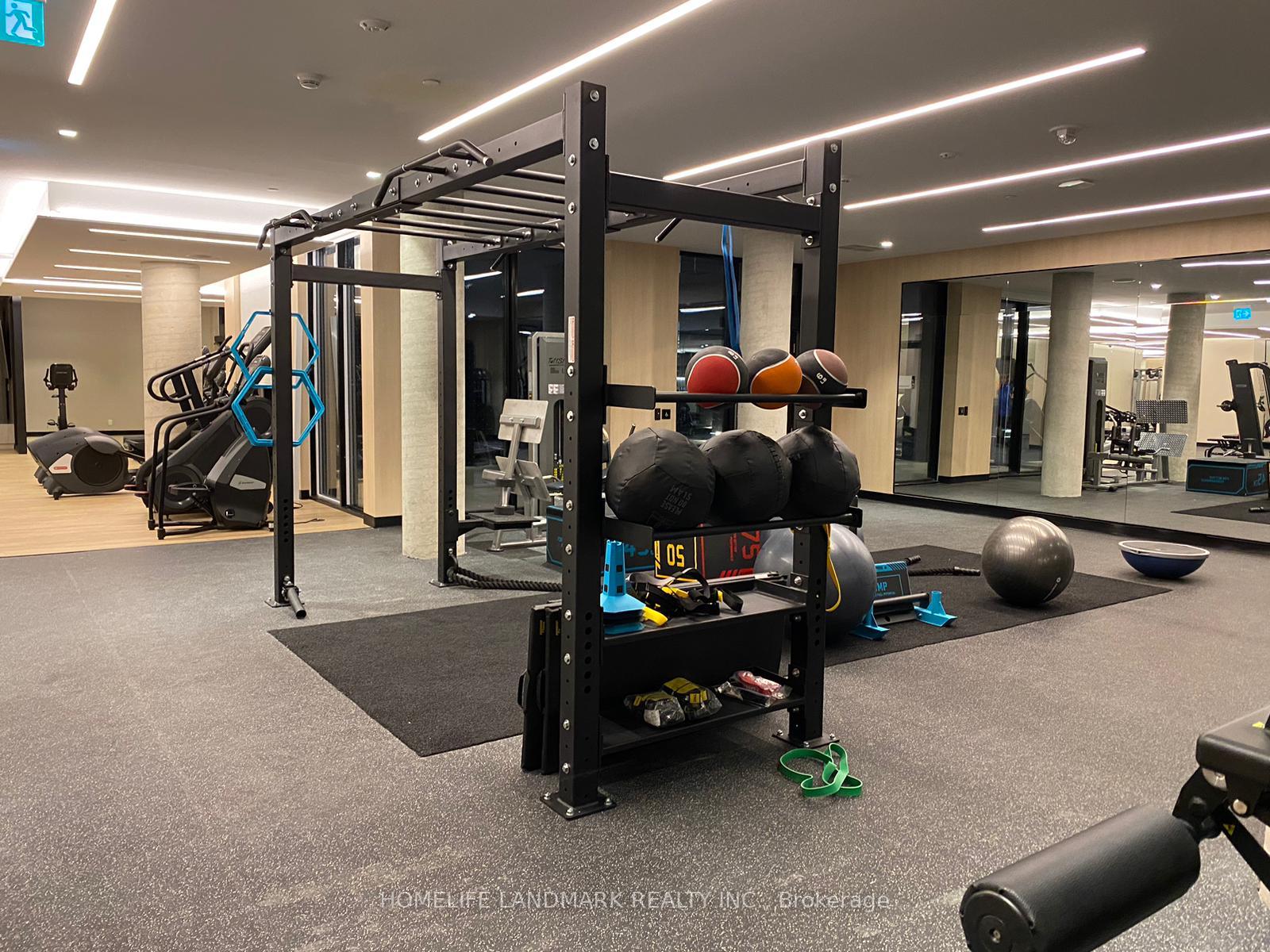 Photo 12 of Unit 720, 2020 Bathurst Street, Toronto, Humewood-Cedarvale — HOMEH