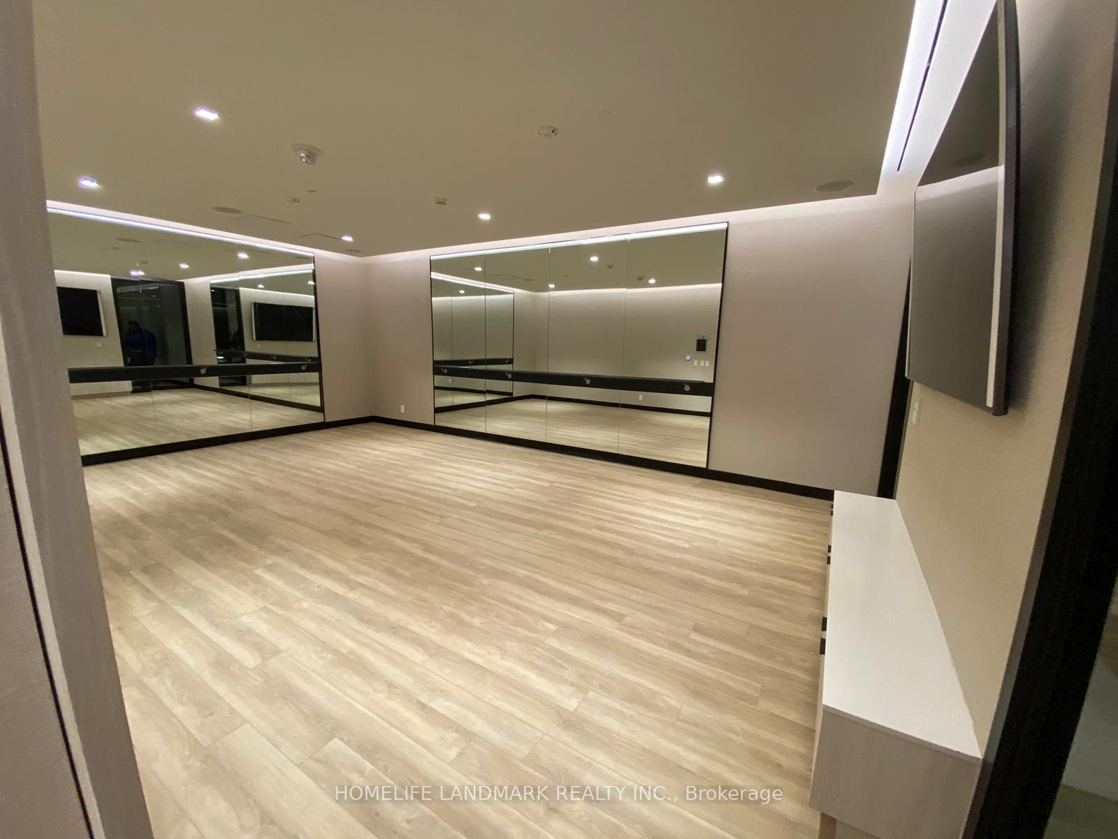 Photo 13 of Unit 720, 2020 Bathurst Street, Toronto, Humewood-Cedarvale — HOMEH