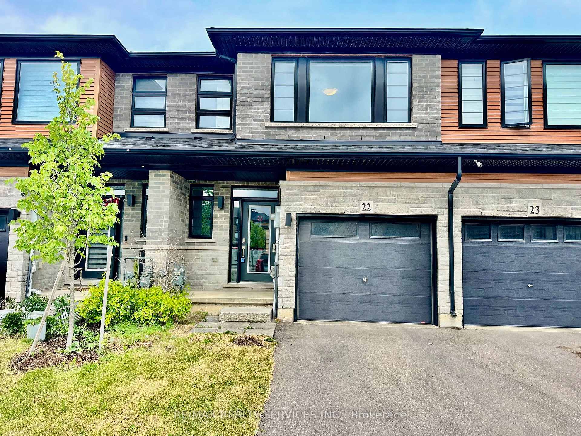 Photo 2 of Unit 22, 461 Blackburn Drive, Brantford, Empire South — HOMEH