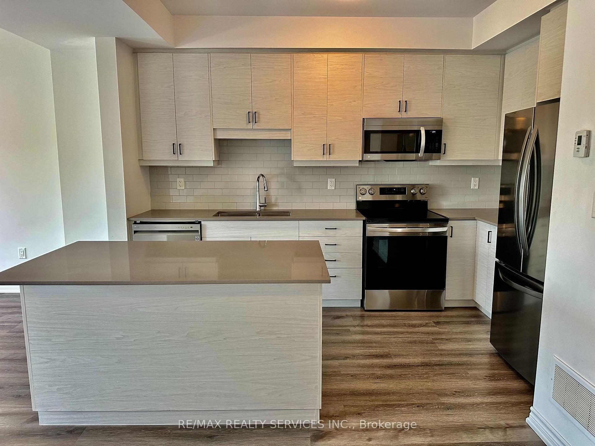 Photo 14 of Unit 22, 461 Blackburn Drive, Brantford, Empire South — HOMEH