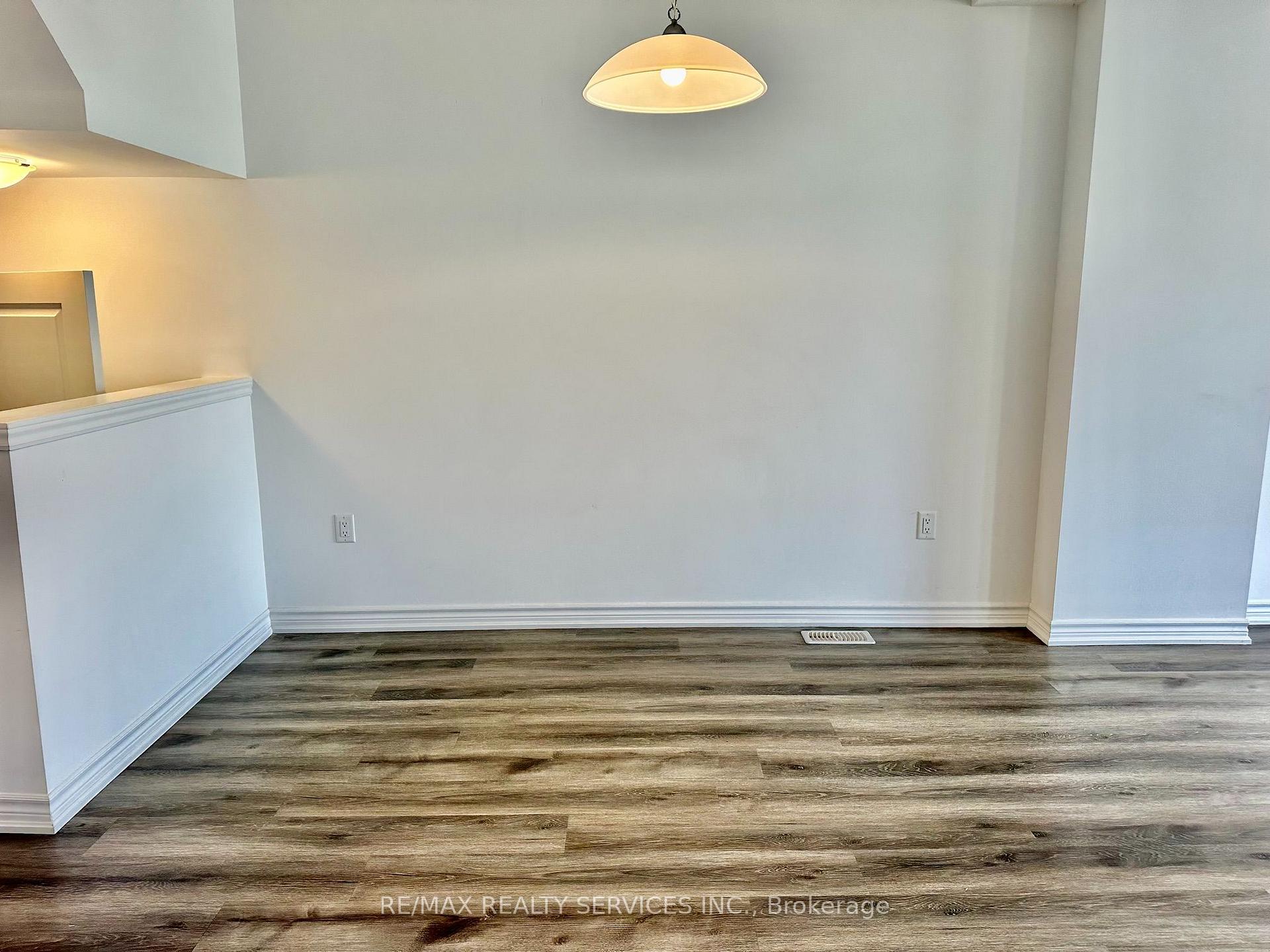 Photo 17 of Unit 22, 461 Blackburn Drive, Brantford, Empire South — HOMEH