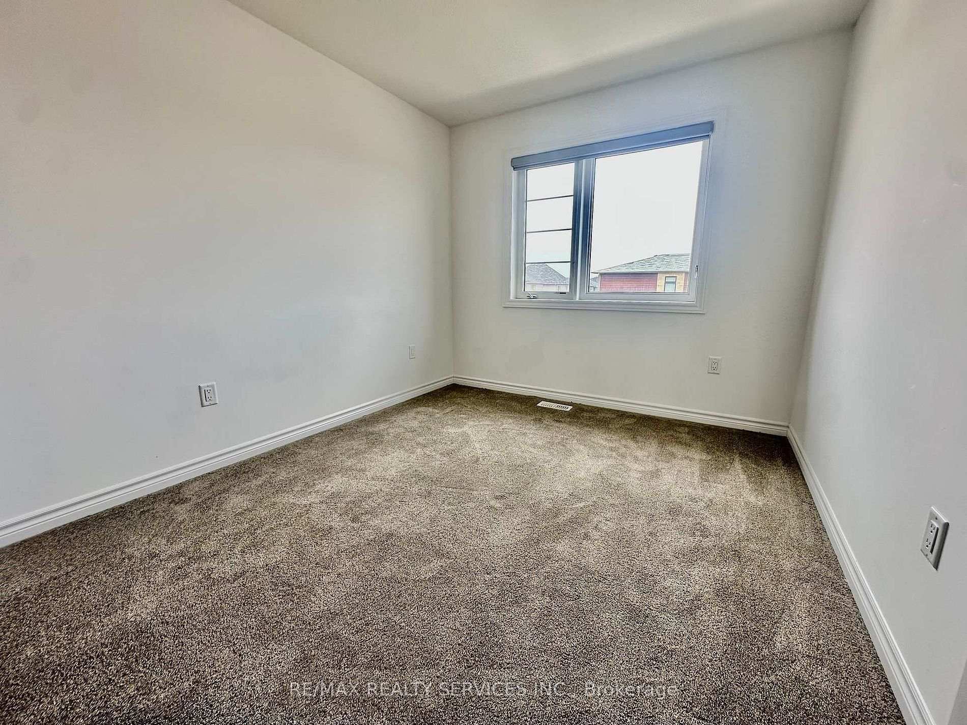 Photo 23 of Unit 22, 461 Blackburn Drive, Brantford, Empire South — HOMEH