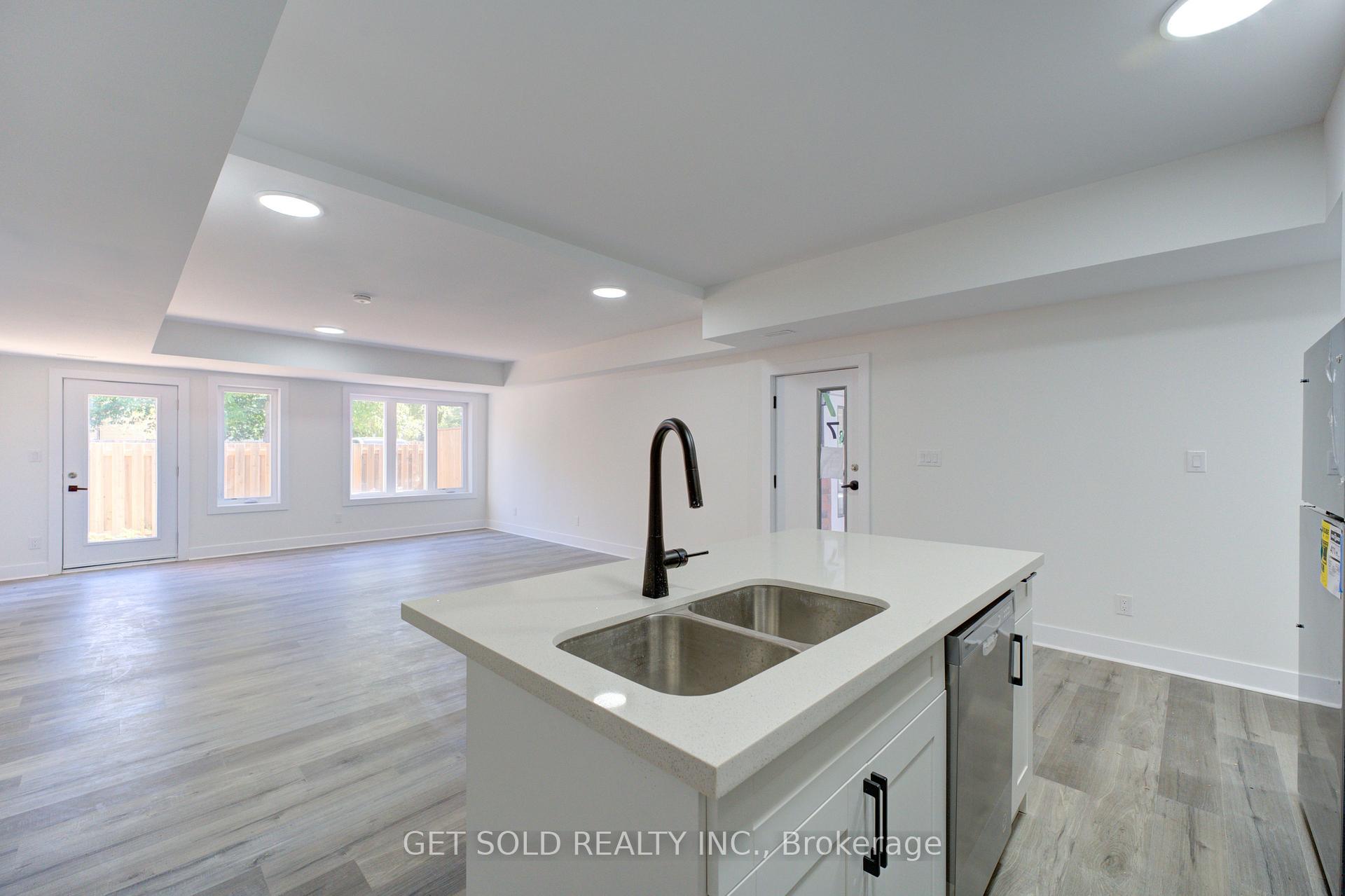Photo of Unit 7, 6701 Thorold Stone Road