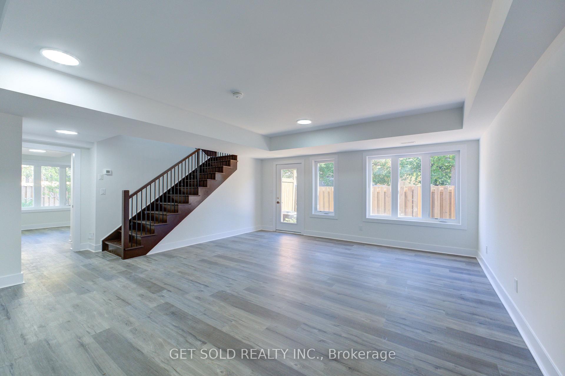 Photo 6 of Unit 7, 6701 Thorold Stone Road, Niagara Falls, Stamford — HOMEH