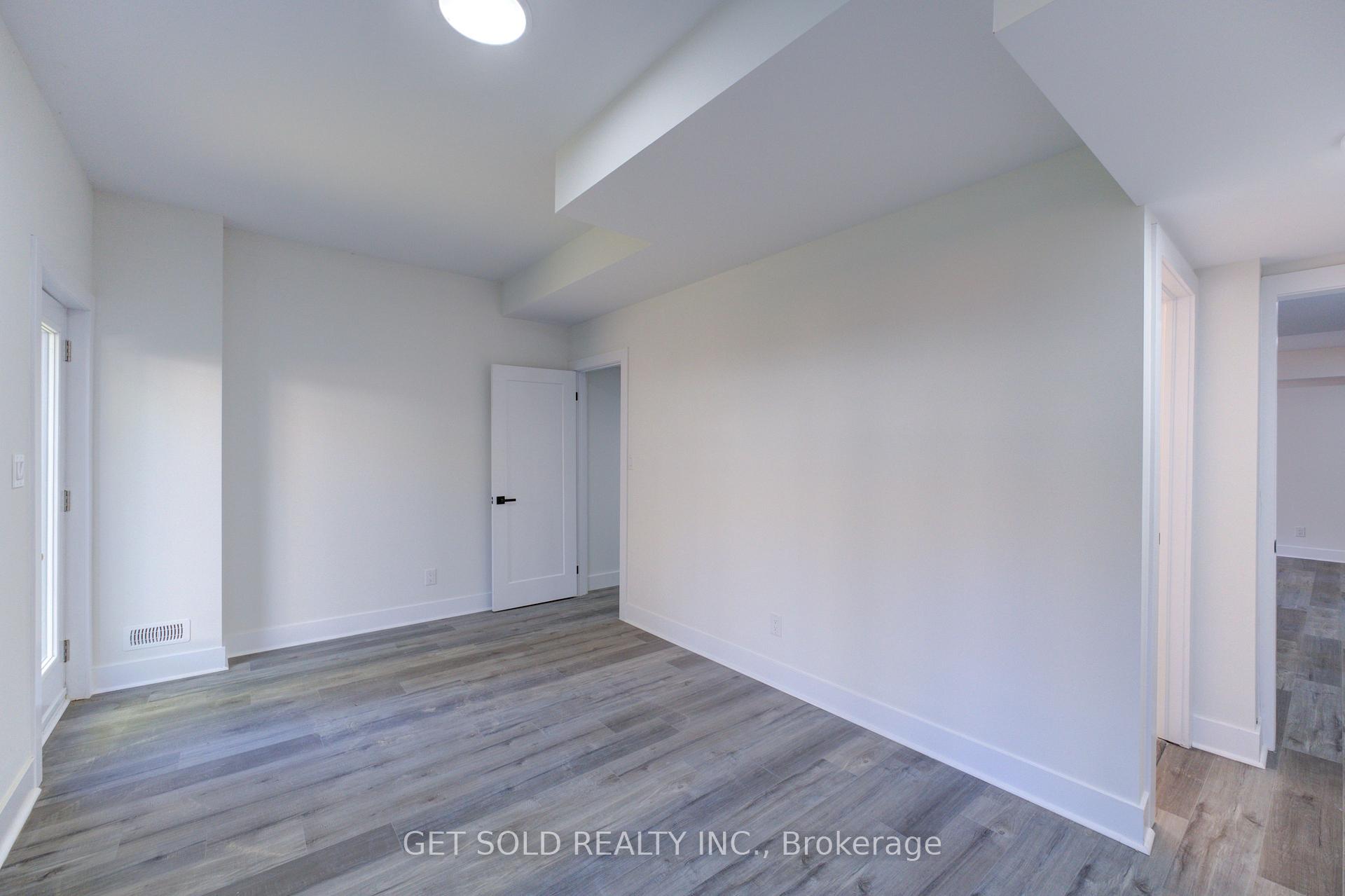 Photo 15 of Unit 7, 6701 Thorold Stone Road, Niagara Falls, Stamford — HOMEH