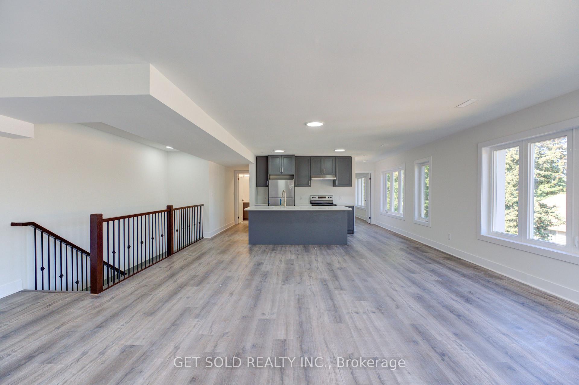 Photo 6 of Unit 11, 6701 Thorold Stone Road, Niagara Falls, Stamford — HOMEH