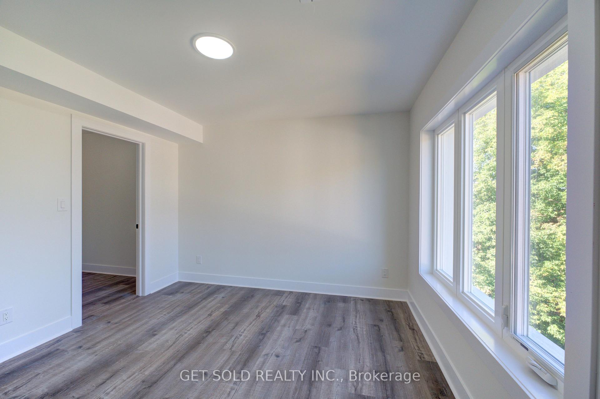 Photo 15 of Unit 11, 6701 Thorold Stone Road, Niagara Falls, Stamford — HOMEH