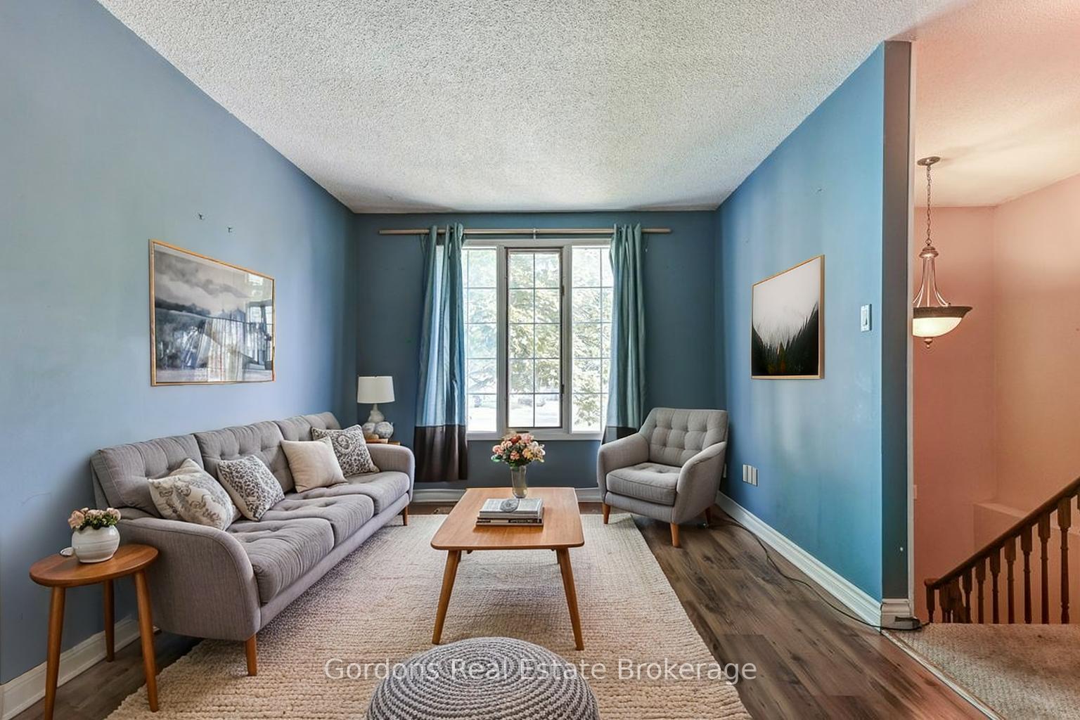 Photo 11 of 97 John Scott Court, Clarington, Bowmanville — HOMEH