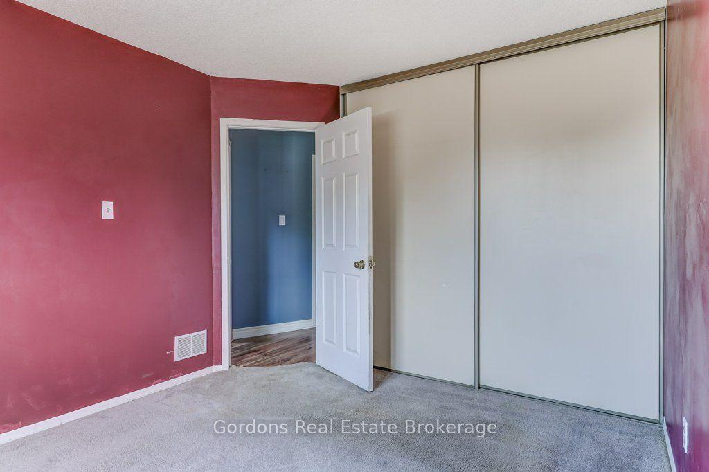 Photo 31 of 97 John Scott Court, Clarington, Bowmanville — HOMEH