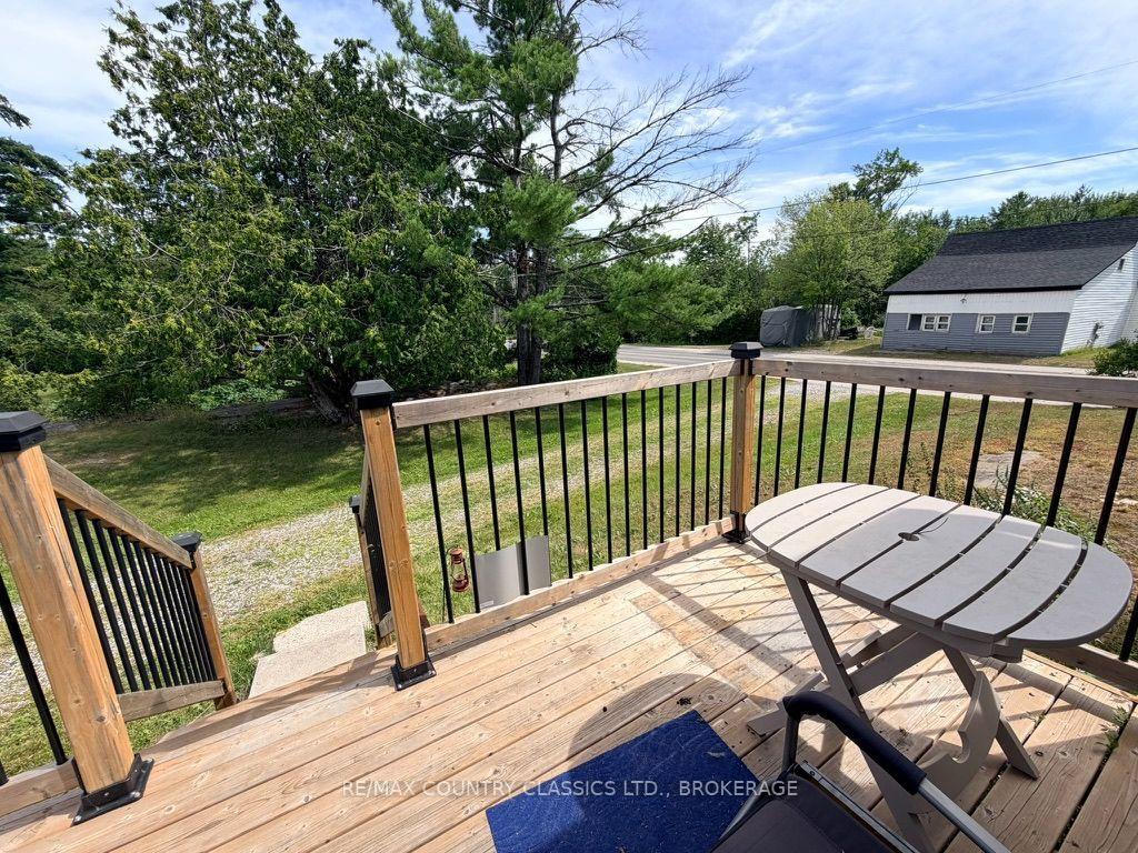 Photo 2 of 10131 Highway 41, Addington Highlands, Addington Highlands — HOMEH