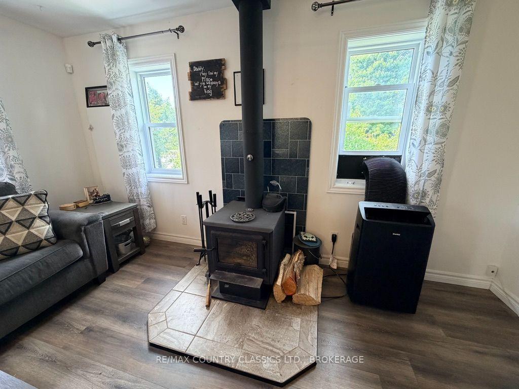 Photo 10 of 10131 Highway 41, Addington Highlands, Addington Highlands — HOMEH