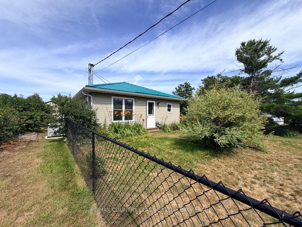 Photo 28 of 10131 Highway 41, Addington Highlands, Addington Highlands — HOMEH
