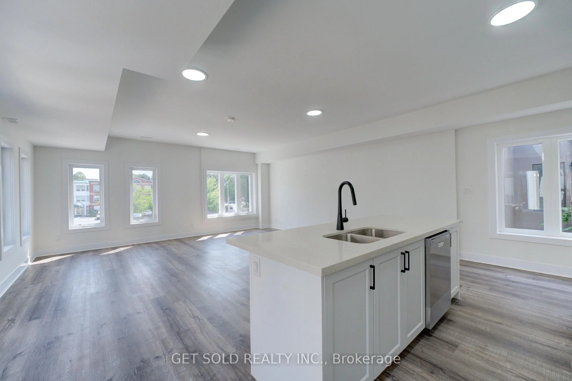 Photo of Unit 13, 6701 Thorold Stone Road