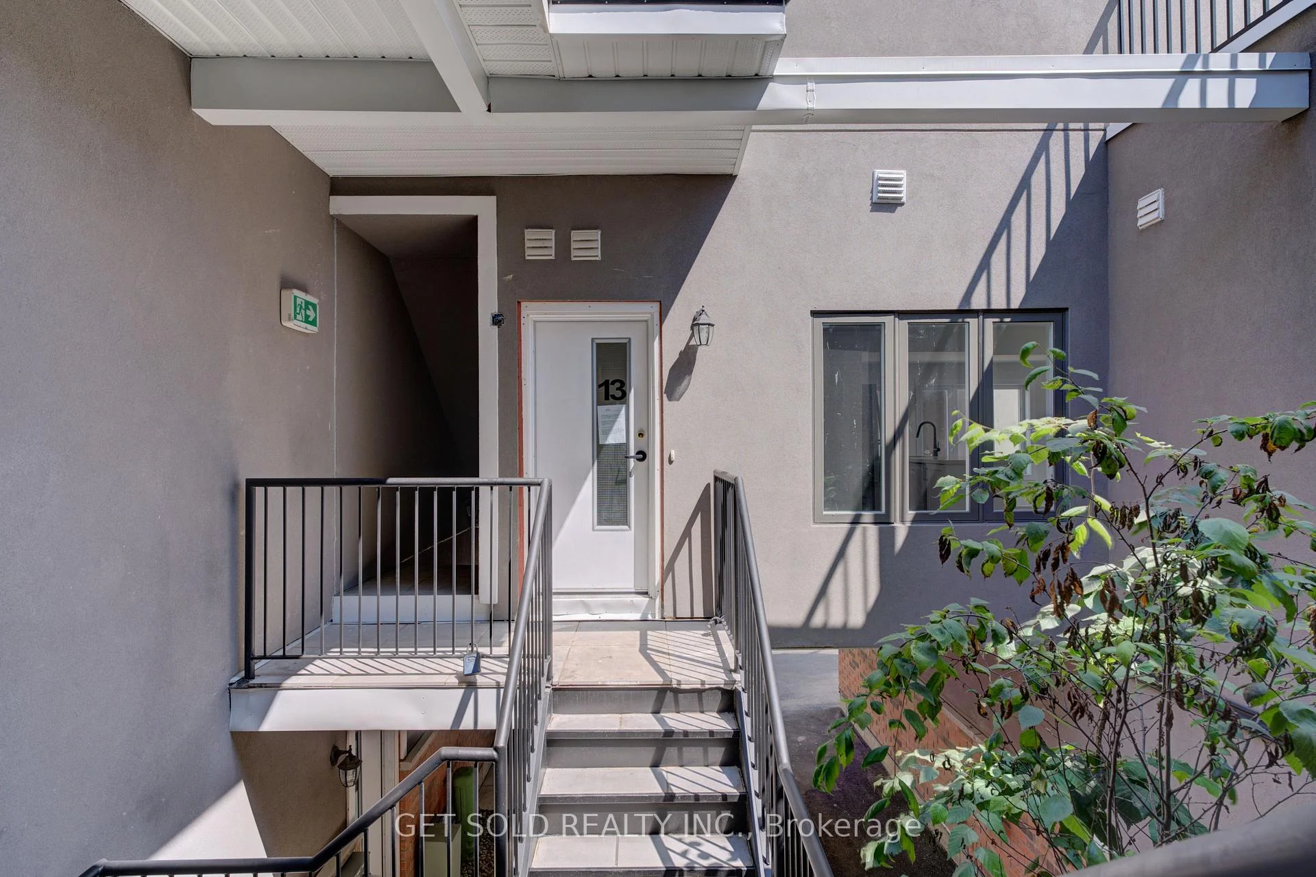 Photo 2 of Unit 13, 6701 Thorold Stone Road, Niagara Falls, Stamford — HOMEH