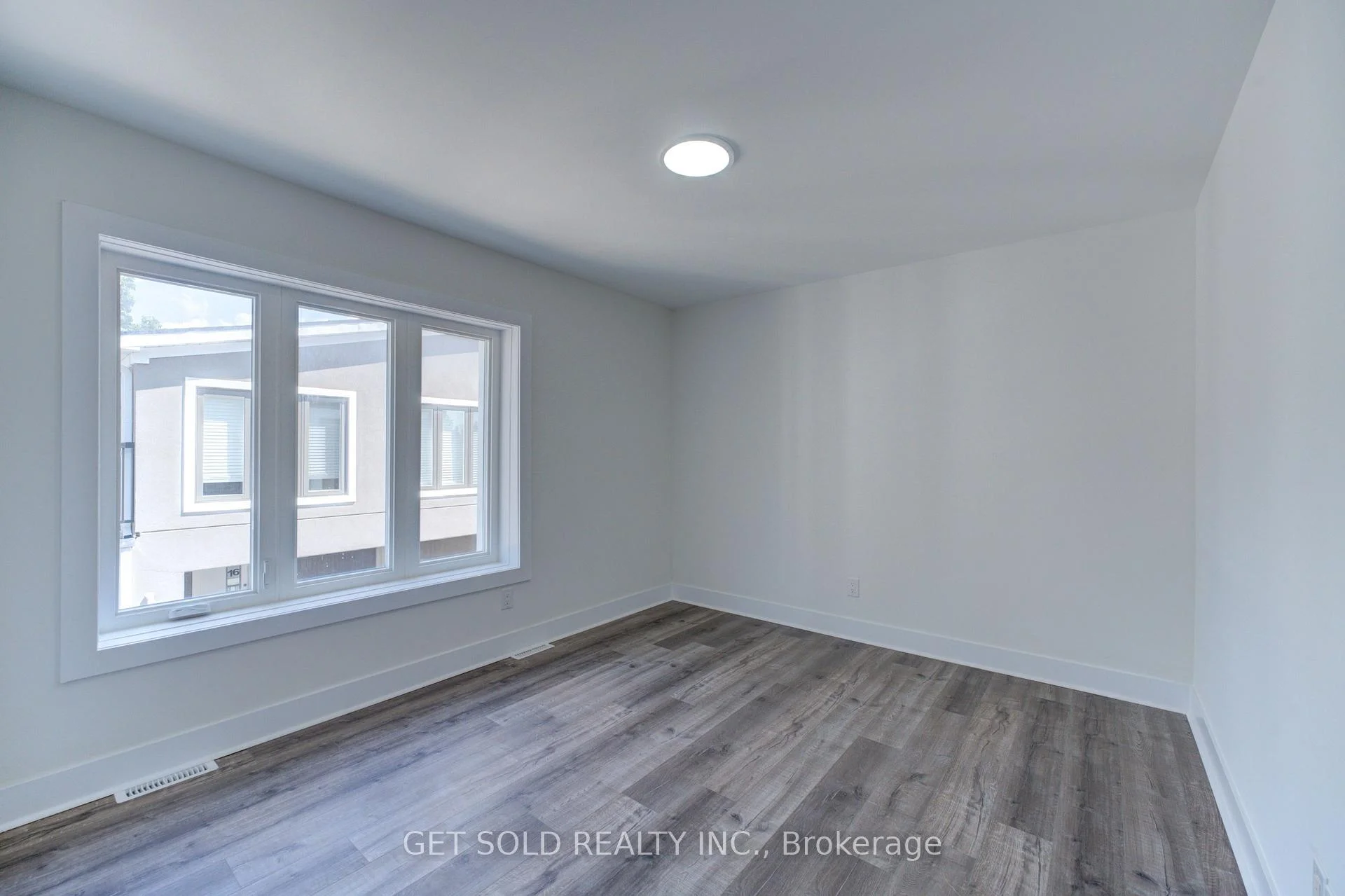 Photo 14 of Unit 13, 6701 Thorold Stone Road, Niagara Falls, Stamford — HOMEH