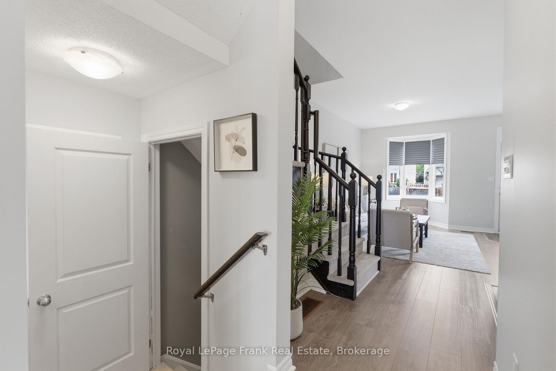 Photo 27 of 264 Brookhill Boulevard, Clarington, Bowmanville — HOMEH