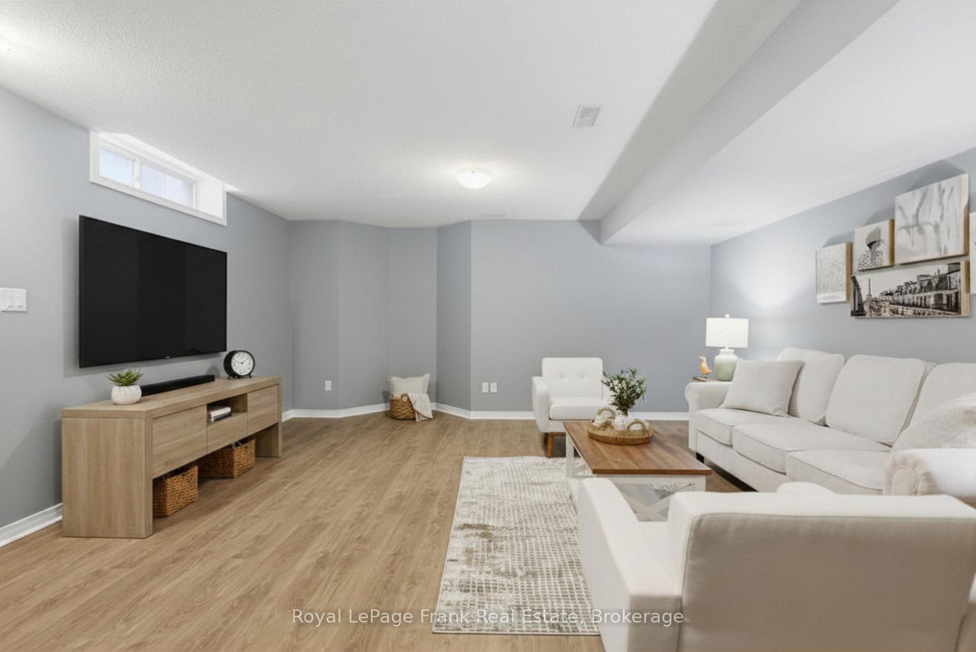 Photo 28 of 264 Brookhill Boulevard, Clarington, Bowmanville — HOMEH