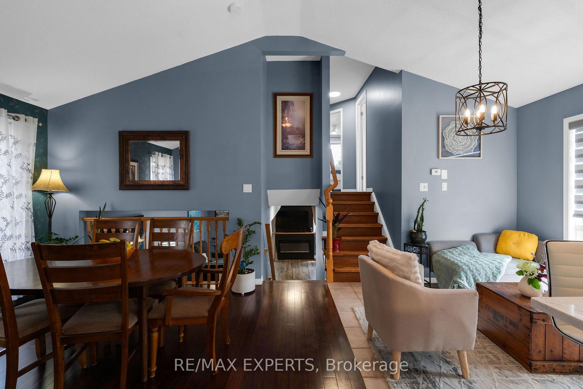 Photo 10 of 1 Cameron Court, Orangeville — HOMEH