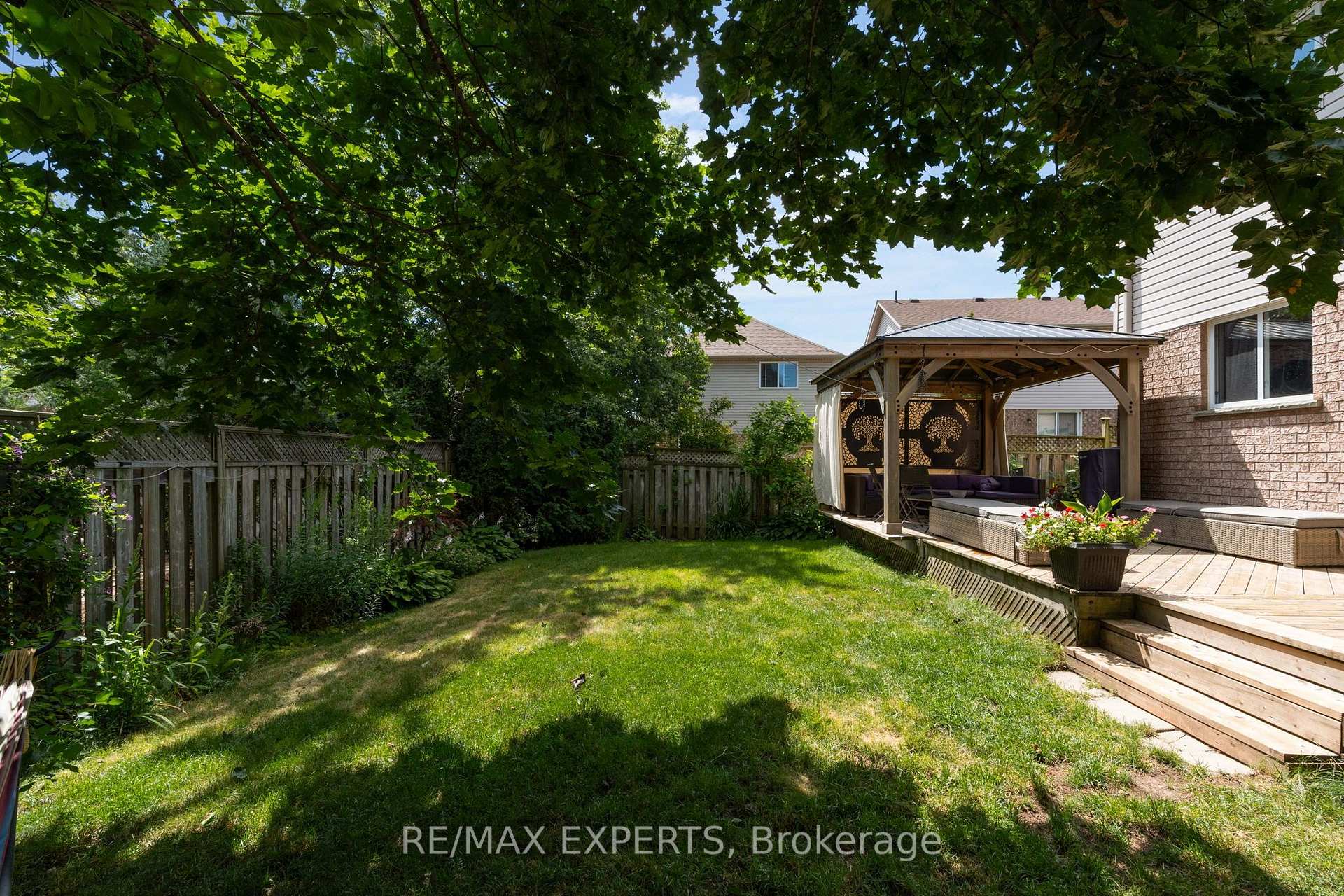 Photo 34 of 1 Cameron Court, Orangeville — HOMEH