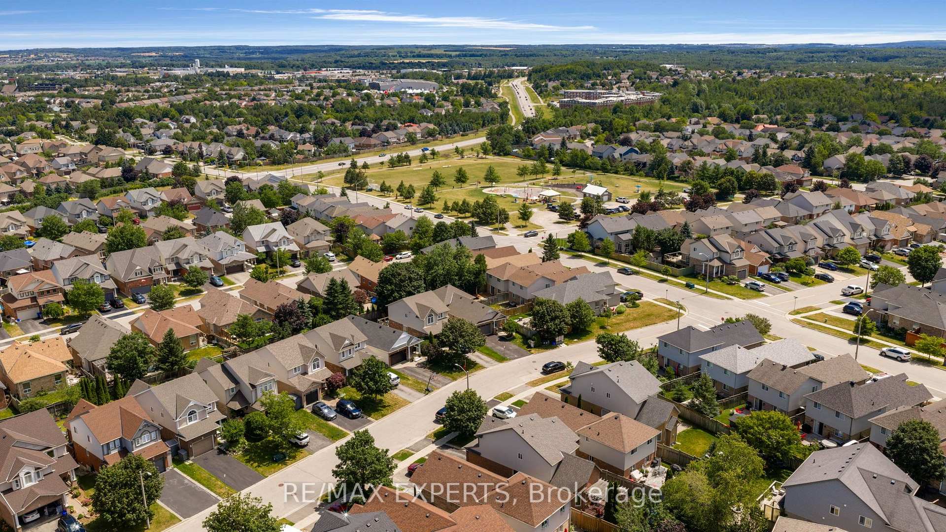 Photo 42 of 1 Cameron Court, Orangeville — HOMEH