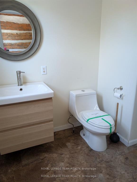 Photo 9 of 9741 Canoe Lake Road, Frontenac, Frontenac South — HOMEH