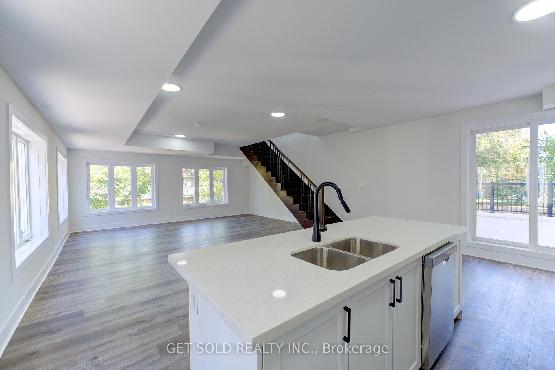 Photo of Unit 14, 6701 Thorold Stone Road