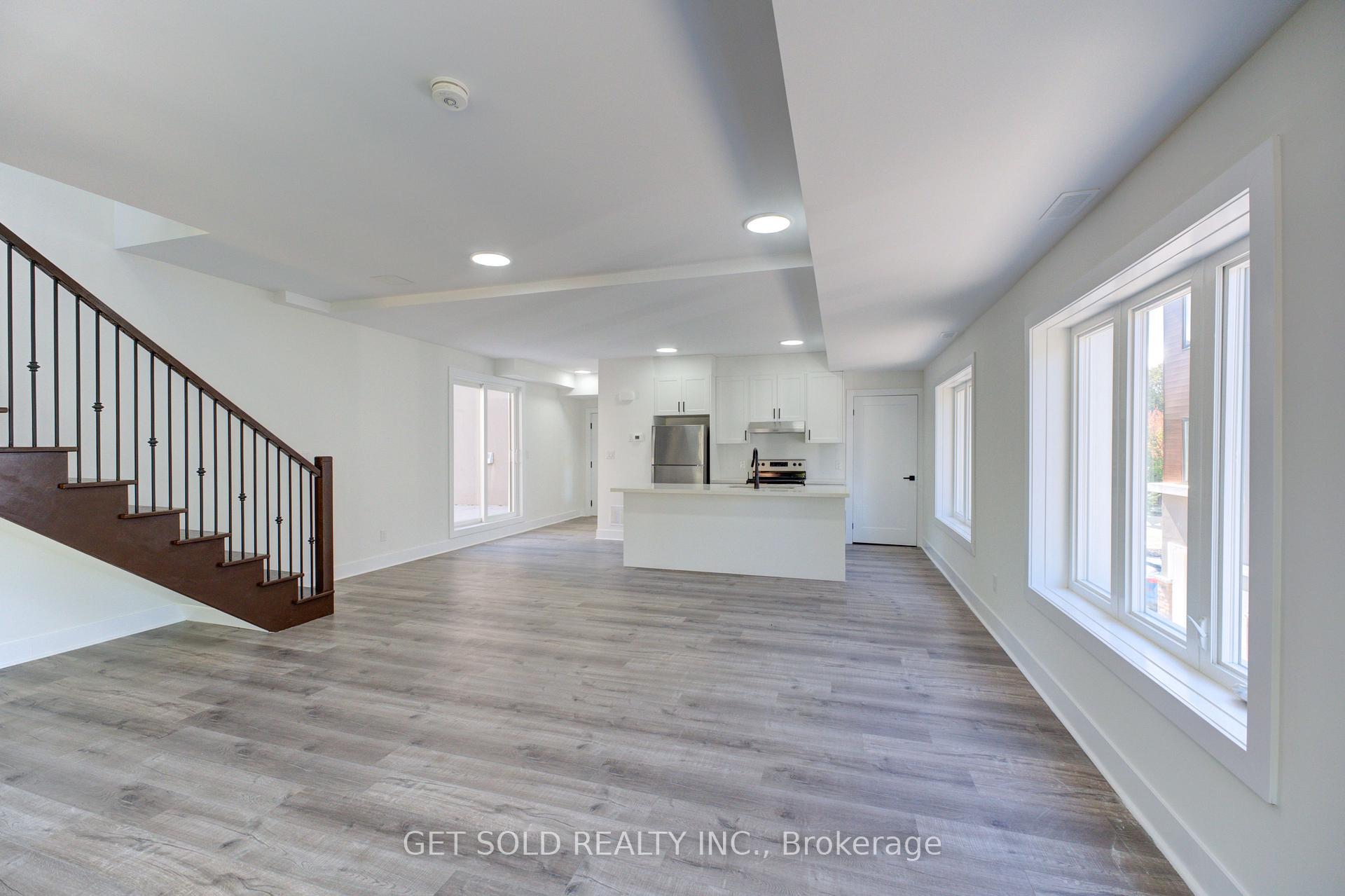 Photo 7 of Unit 14, 6701 Thorold Stone Road, Niagara Falls, Stamford — HOMEH