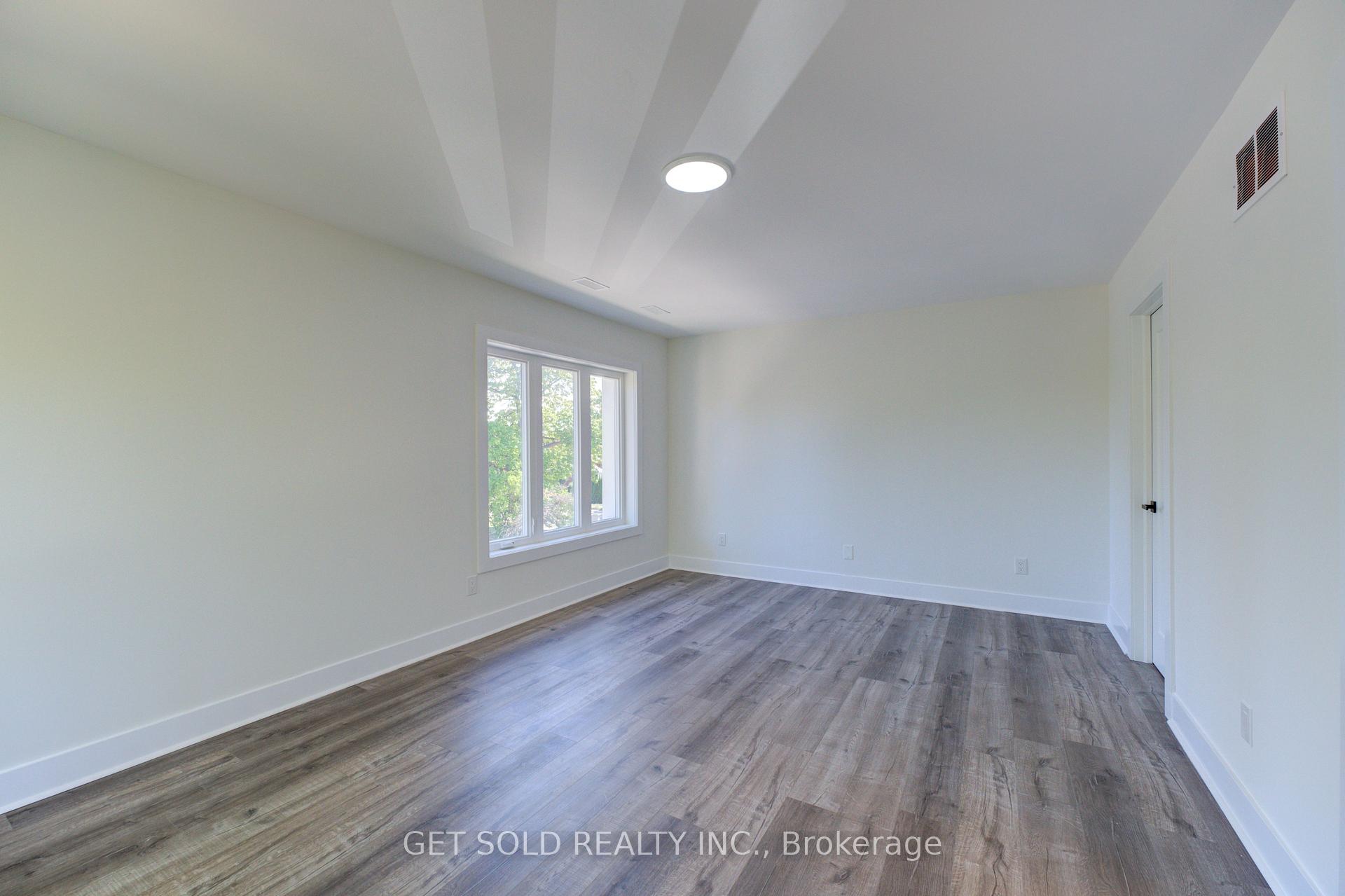 Photo 17 of Unit 14, 6701 Thorold Stone Road, Niagara Falls, Stamford — HOMEH