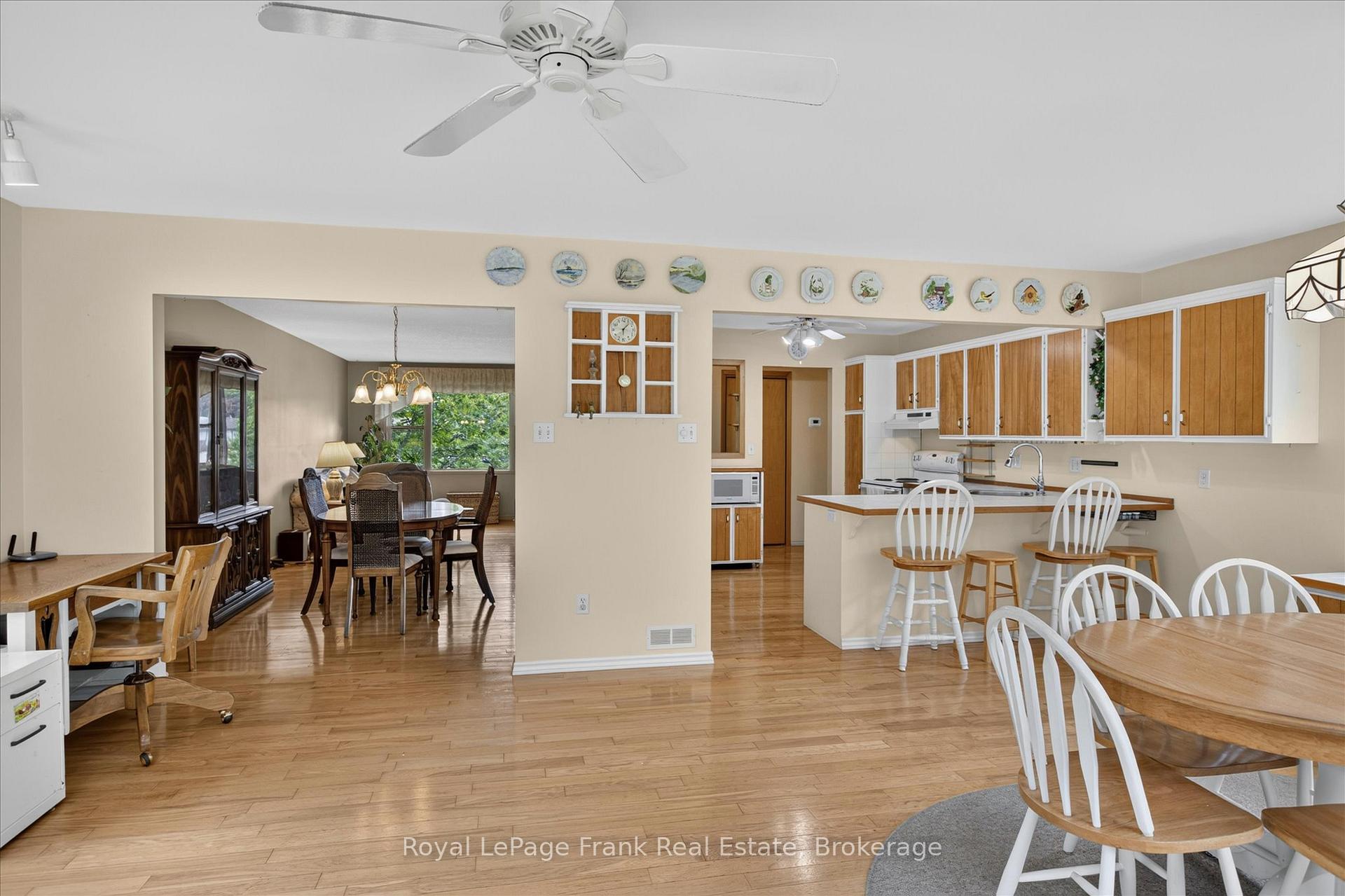 Photo 18 of 18 Redwood Court, Peterborough, Monaghan Ward 2 — HOMEH