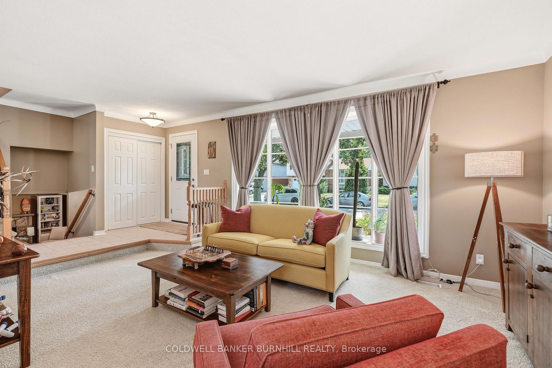 Photo 9 of 569 Parkside Crescent, Burlington, Appleby — HOMEH