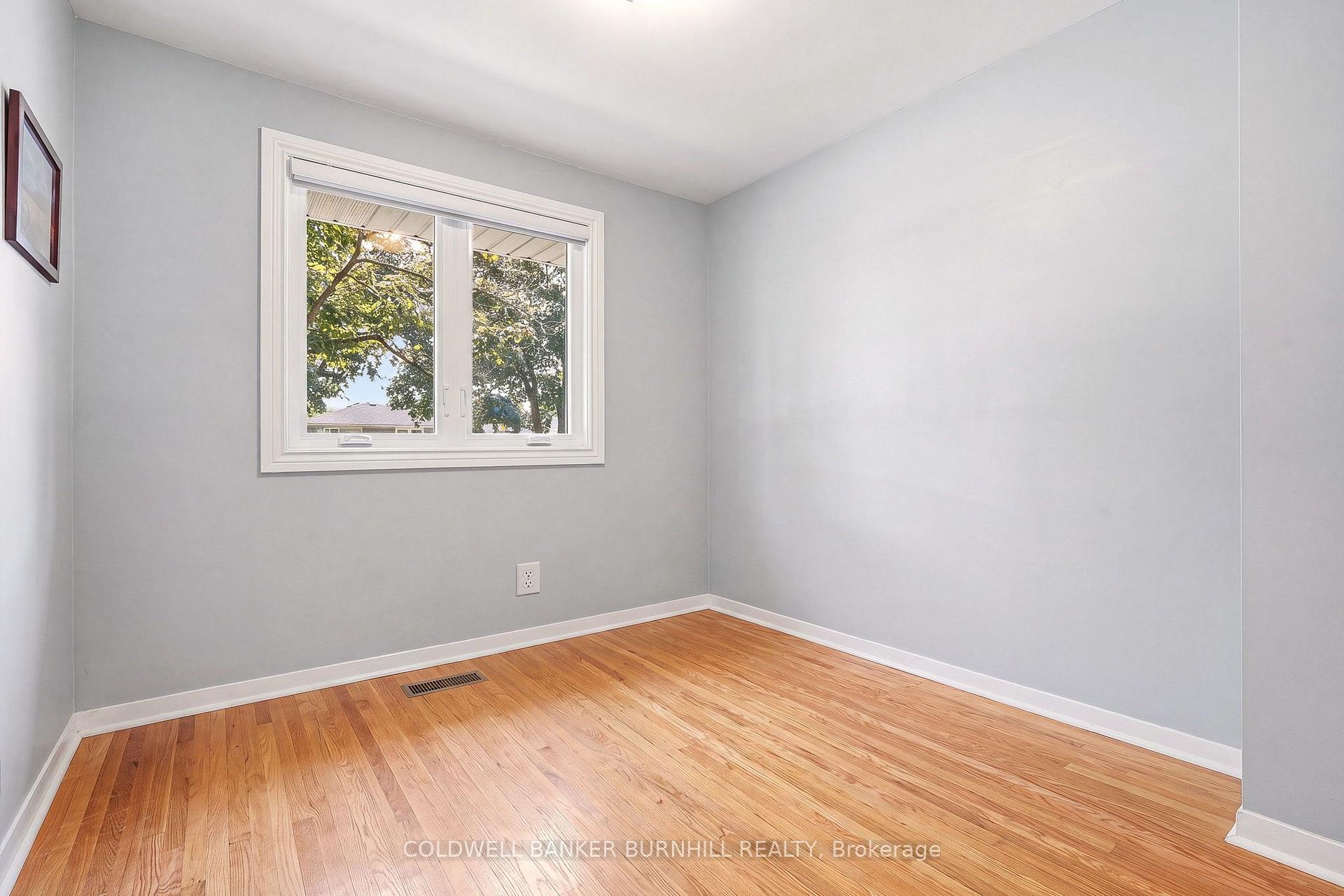 Photo 27 of 569 Parkside Crescent, Burlington, Appleby — HOMEH