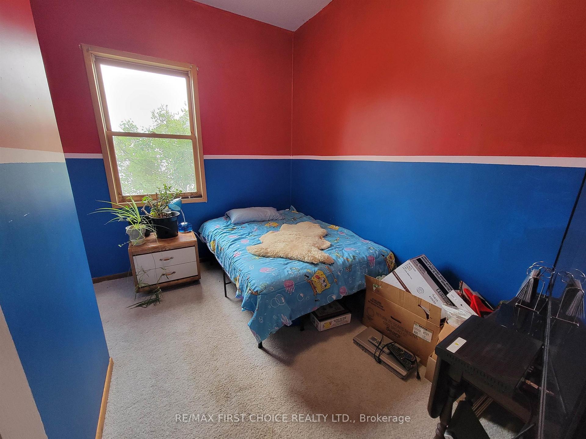 Photo 13 of 120 Third St, Rainy River — HOMEH