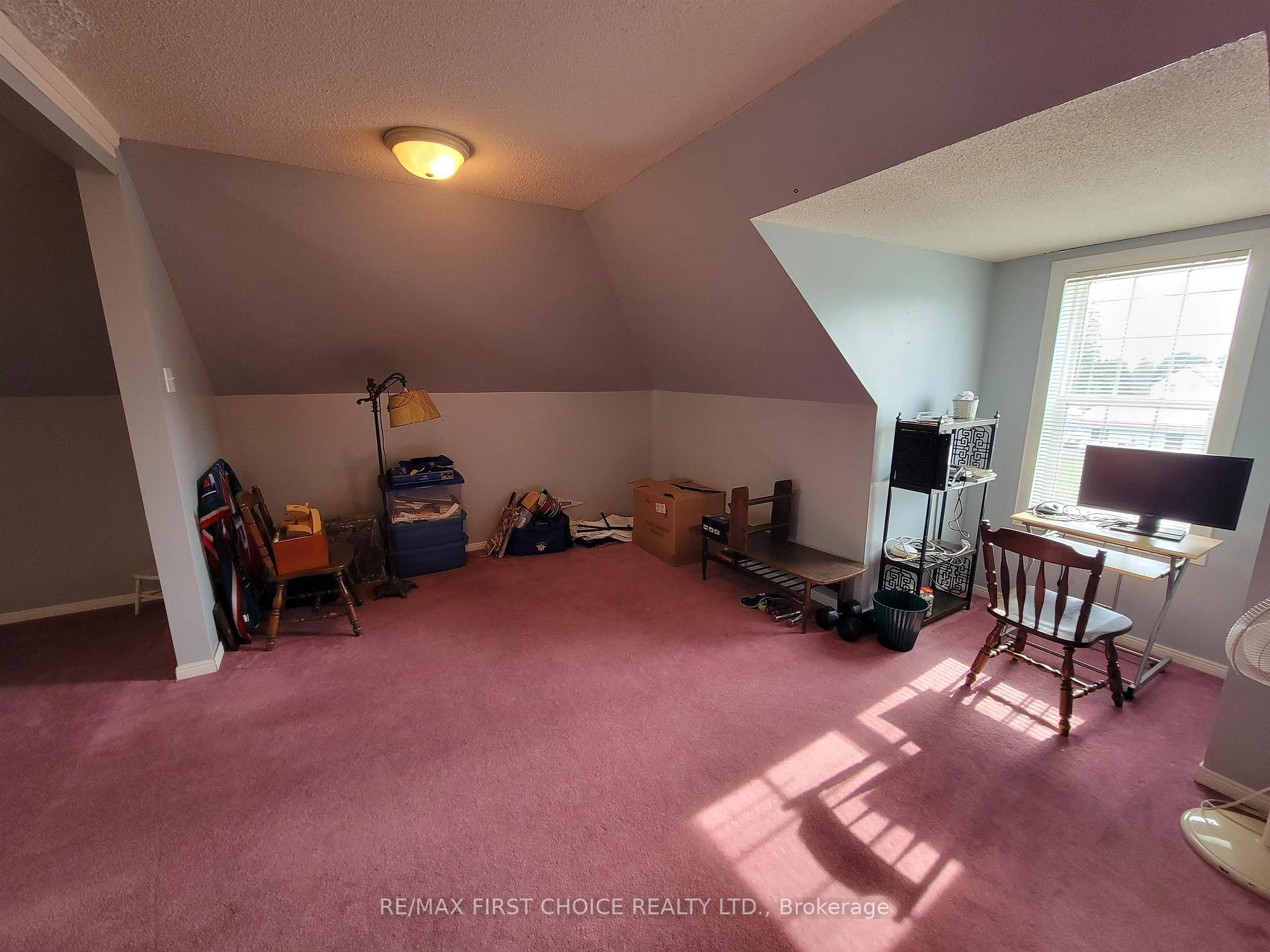 Photo 15 of 120 Third St, Rainy River — HOMEH