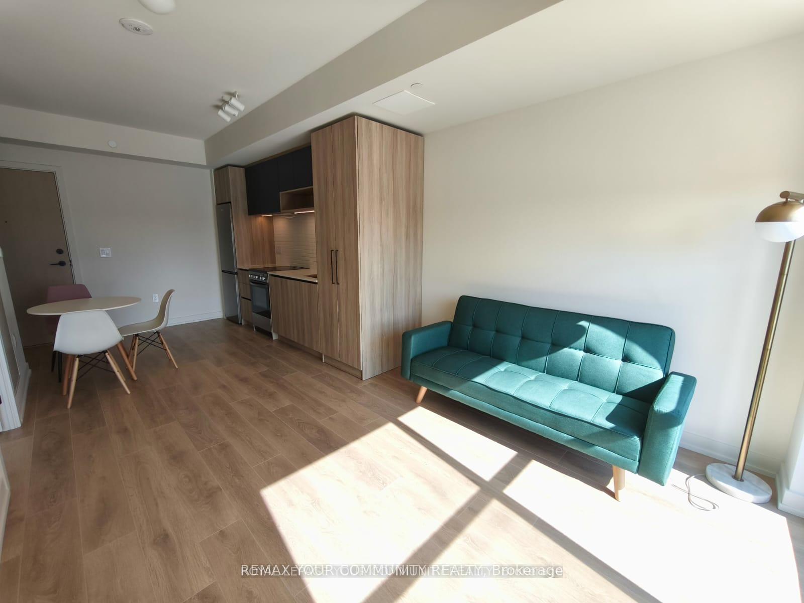 Photo 5 of Unit 809, 181 Sterling Road, Toronto, Dufferin Grove — HOMEH