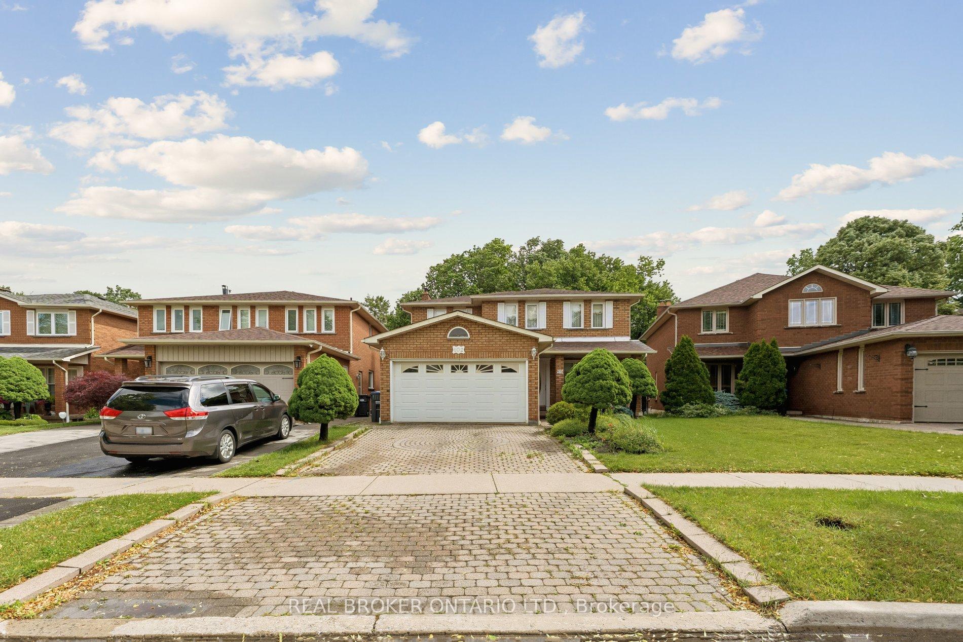 Photo 1 of 102 Coronation Circle, Brampton, Heart Lake West — HOMEH
