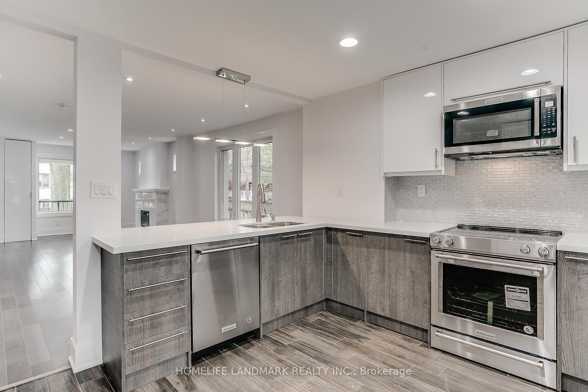Photo 8 of 500 Balliol Street, Toronto, Mount Pleasant East — HOMEH