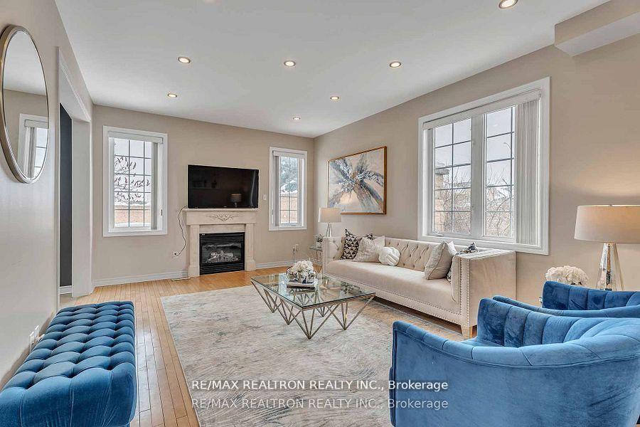 Photo 17 of 12 Edgevalley Court, Brampton, Bram East — HOMEH