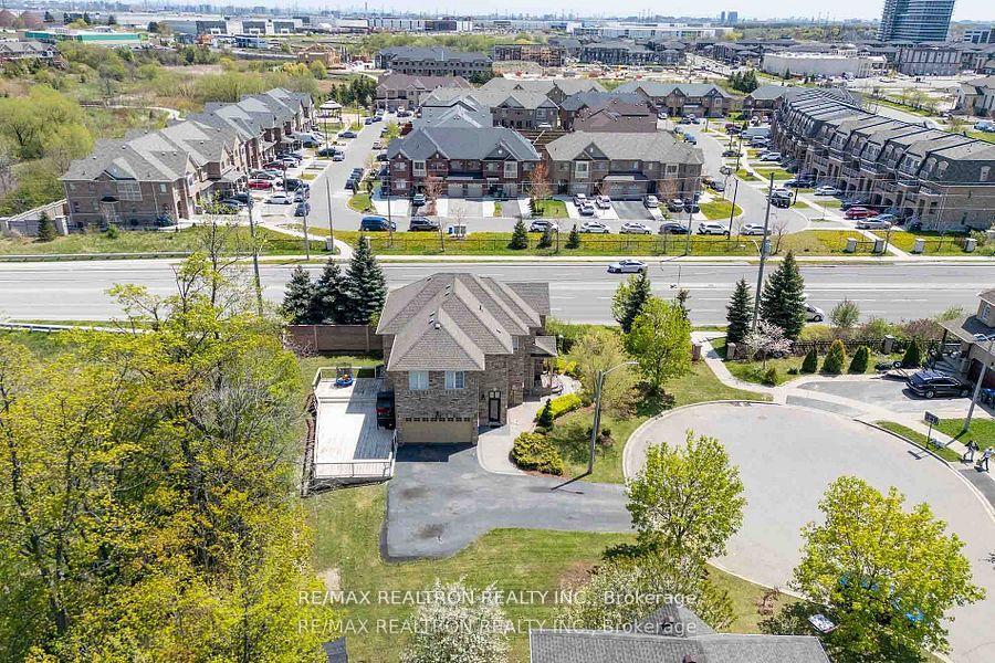 Photo 50 of 12 Edgevalley Court, Brampton, Bram East — HOMEH