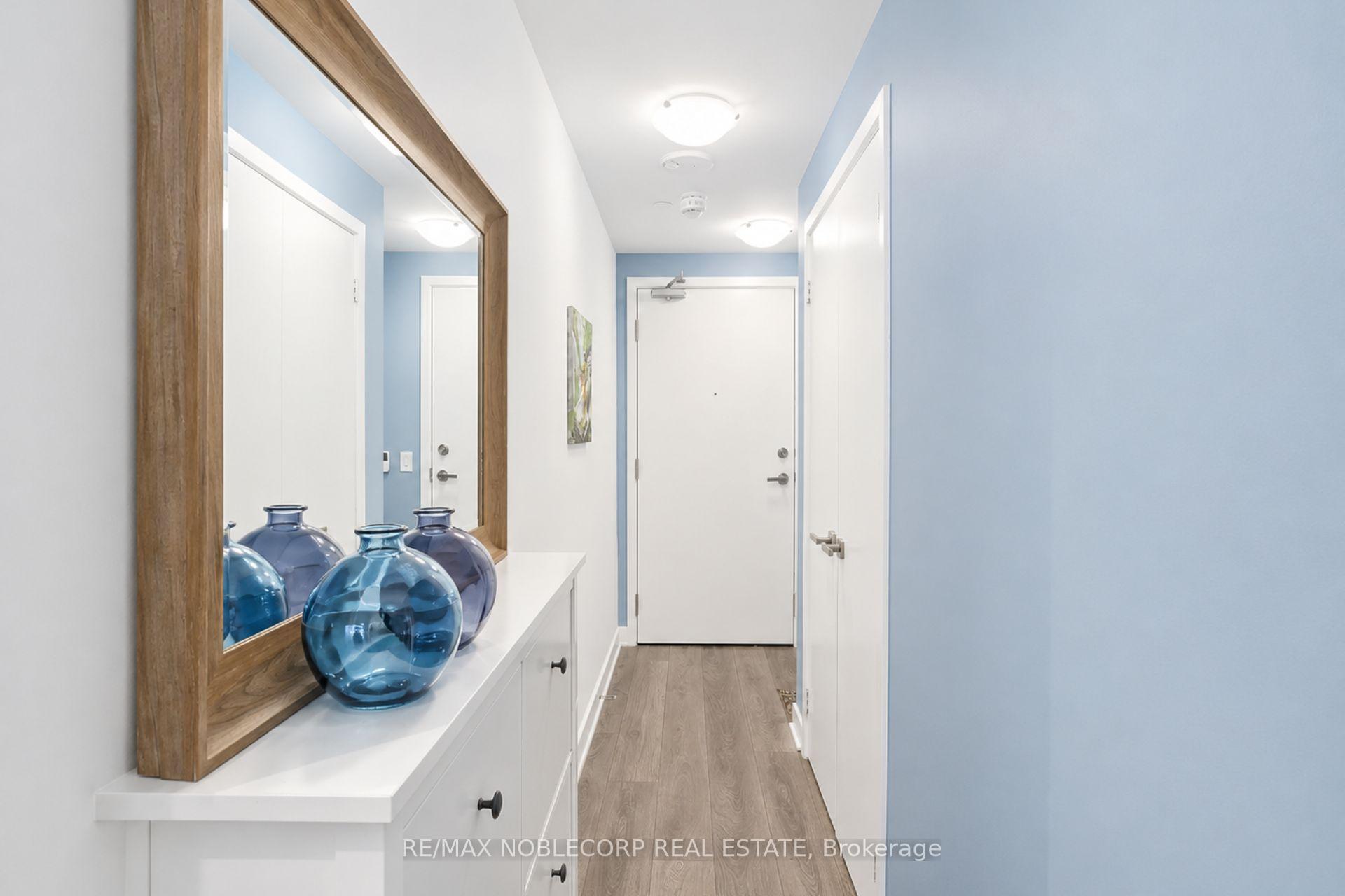 Photo 4 of Unit 1914, 195 Redpath Avenue, Toronto, Mount Pleasant West — HOMEH