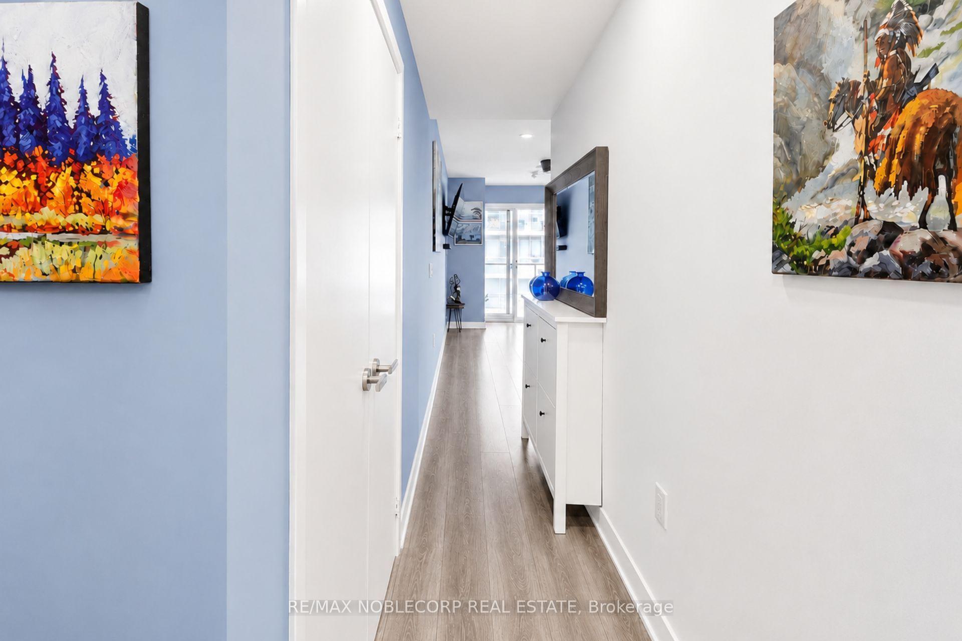 Photo 5 of Unit 1914, 195 Redpath Avenue, Toronto, Mount Pleasant West — HOMEH