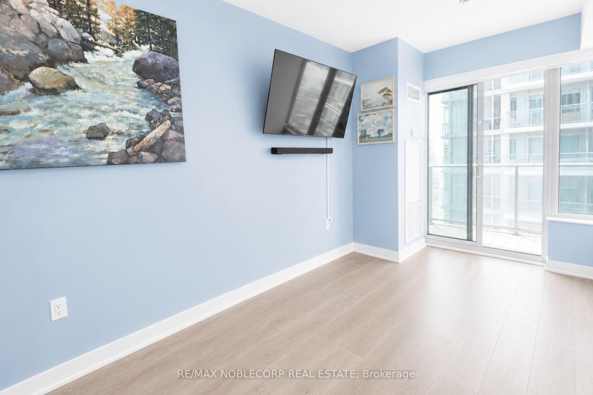 Photo 10 of Unit 1914, 195 Redpath Avenue, Toronto, Mount Pleasant West — HOMEH