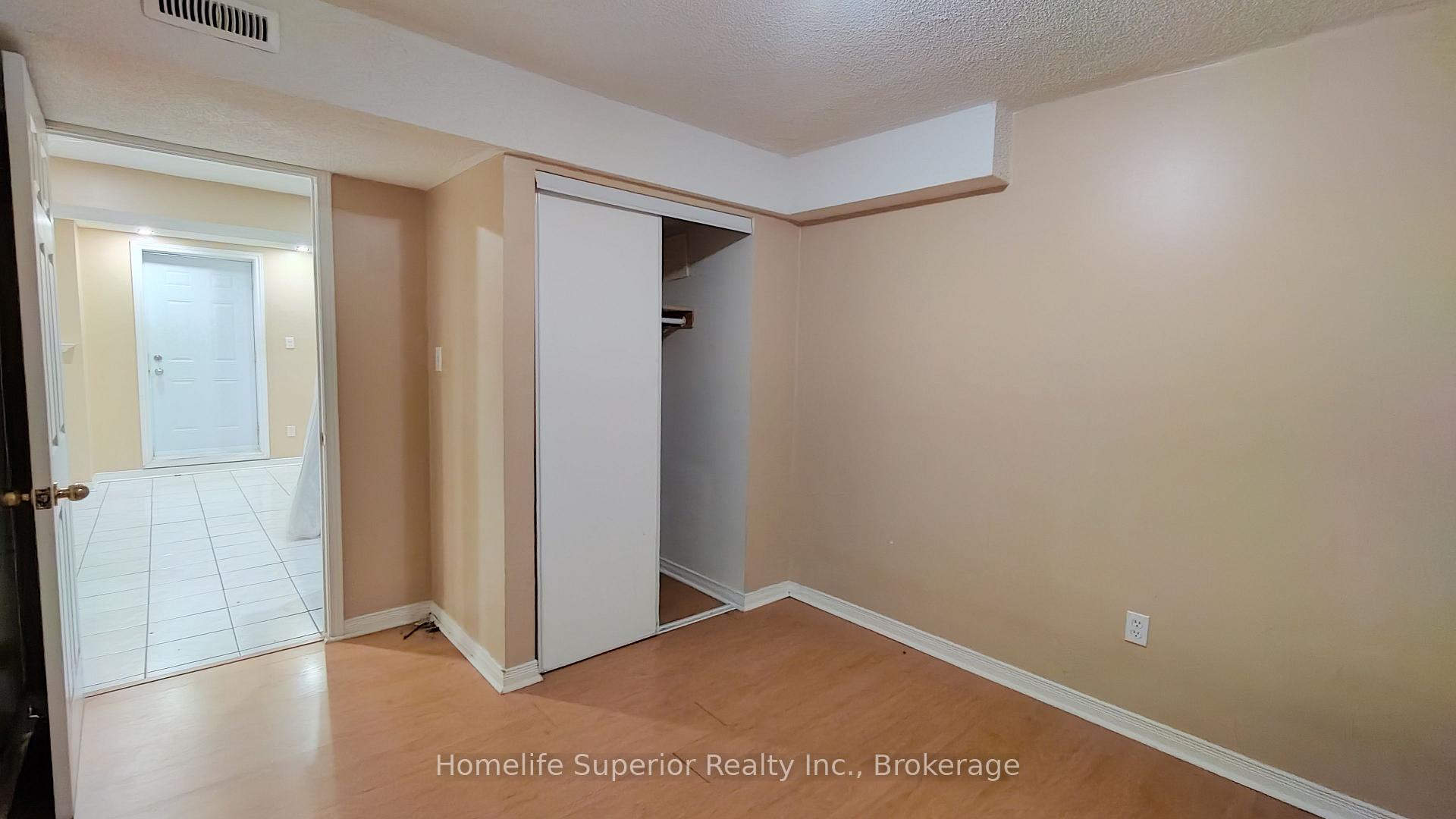 Photo 22 of 17 Summerfield Crescent, Brampton, Brampton West — HOMEH