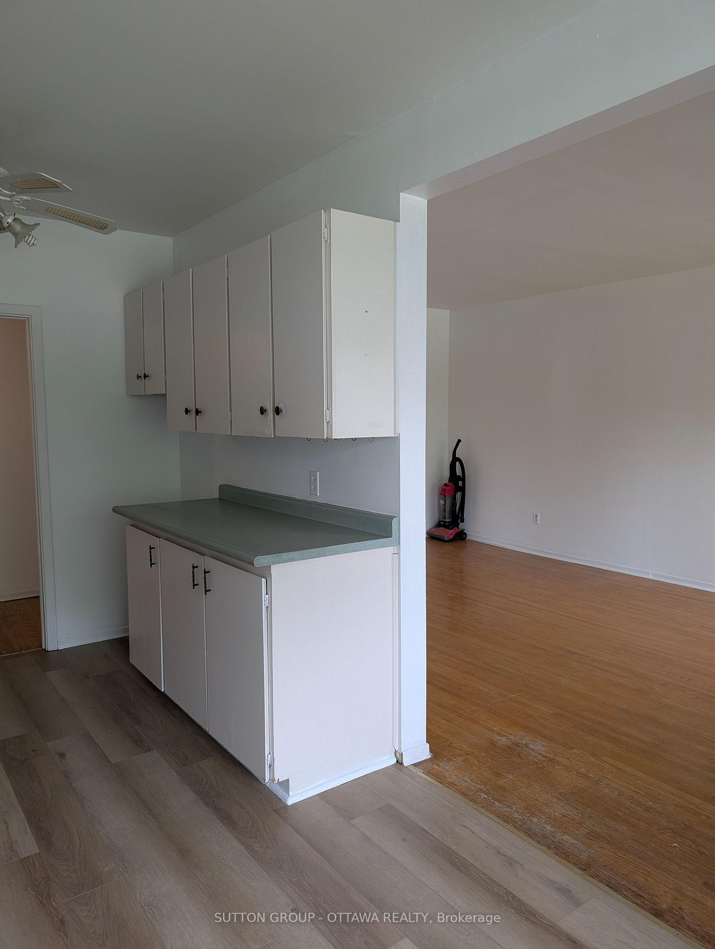 Photo 4 of Unit 7, 5 Rogers Road, Perth, Perth — HOMEH