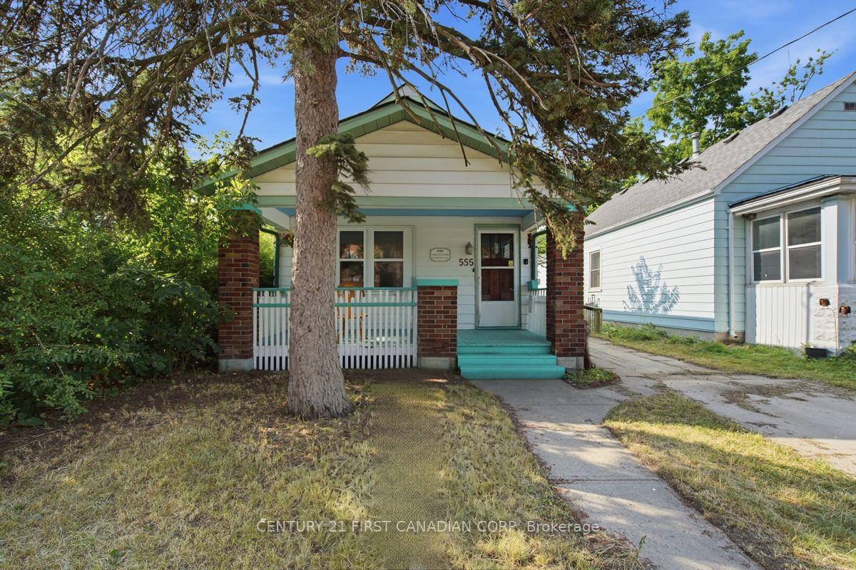 Photo 1 of 555 Grey Street, London, East K — HOMEH